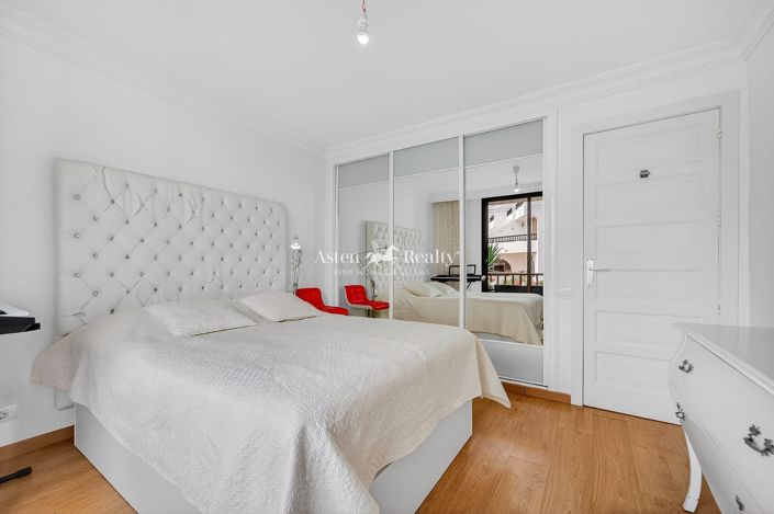 Image No.8-2 Bed Apartment for sale