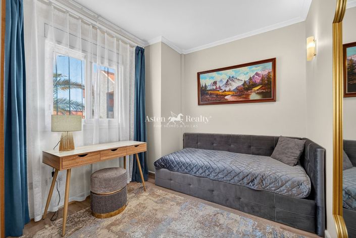 Image No.35-4 Bed Villa for sale