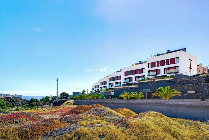 Image No.26-2 Bed Apartment for sale
