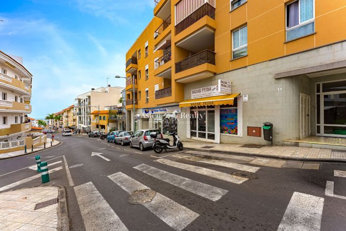 Image No.31-3 Bed Flat for sale