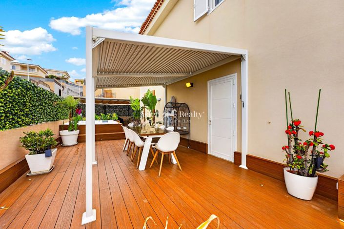Image No.5-4 Bed House for sale