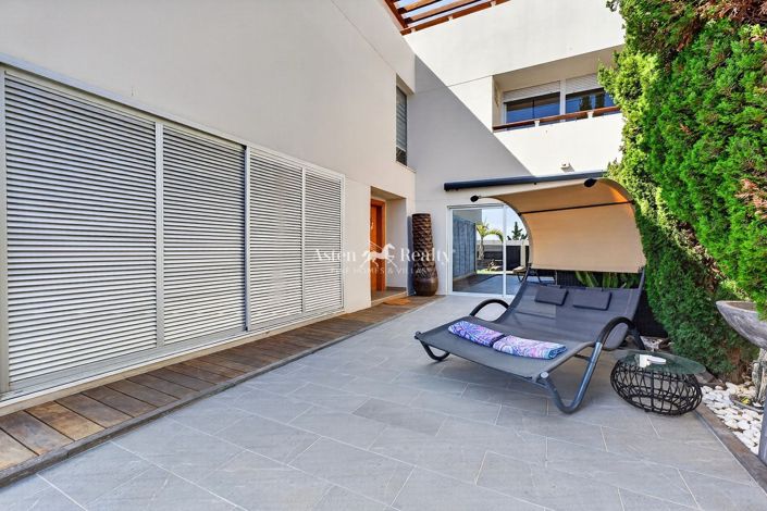 Image No.5-3 Bed Villa for sale