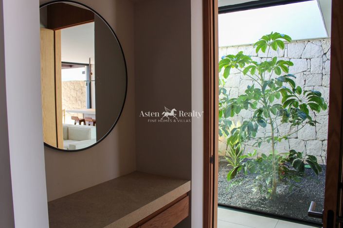 Image No.19-3 Bed Villa for sale