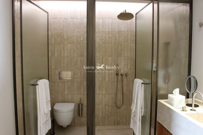 Image No.23-3 Bed Villa for sale