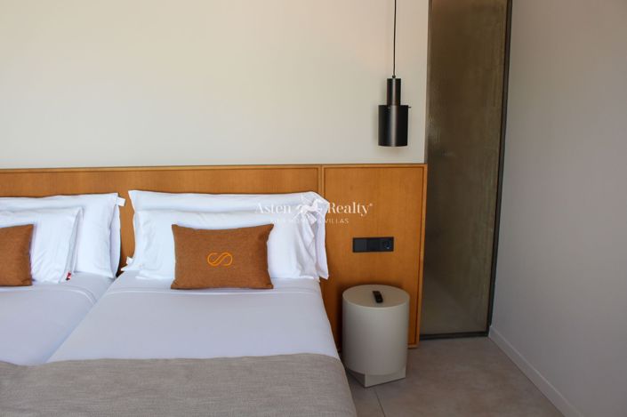 Image No.24-3 Bed Villa for sale