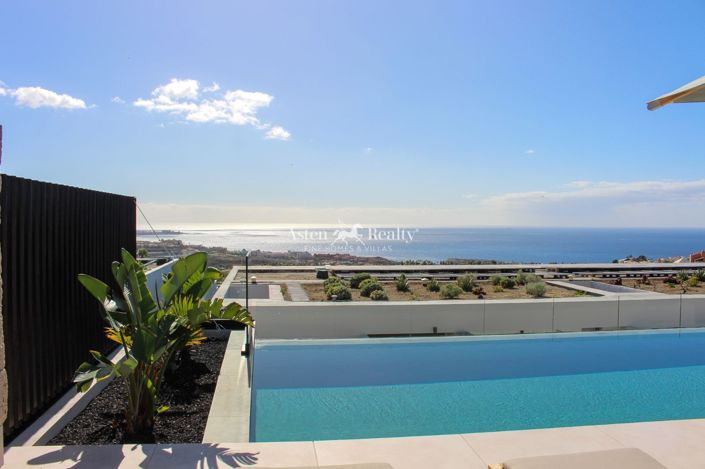 Image No.7-3 Bed Villa for sale