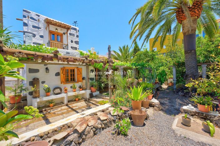 Image No.2-3 Bed House for sale