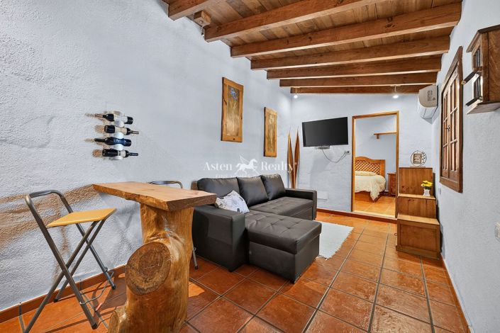 Image No.28-3 Bed House for sale