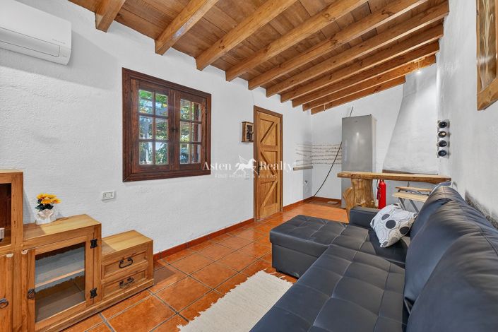 Image No.30-3 Bed House for sale