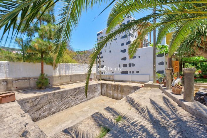 Image No.36-3 Bed House for sale