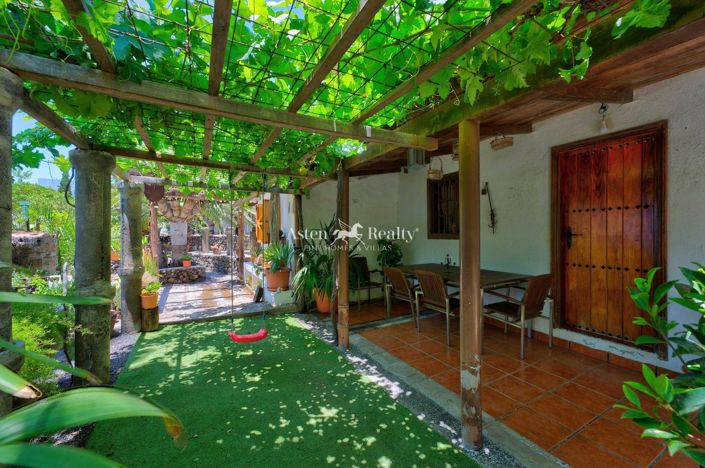 Image No.4-3 Bed House for sale