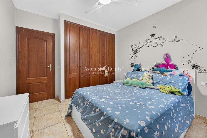 Image No.7-2 Bed Flat for sale