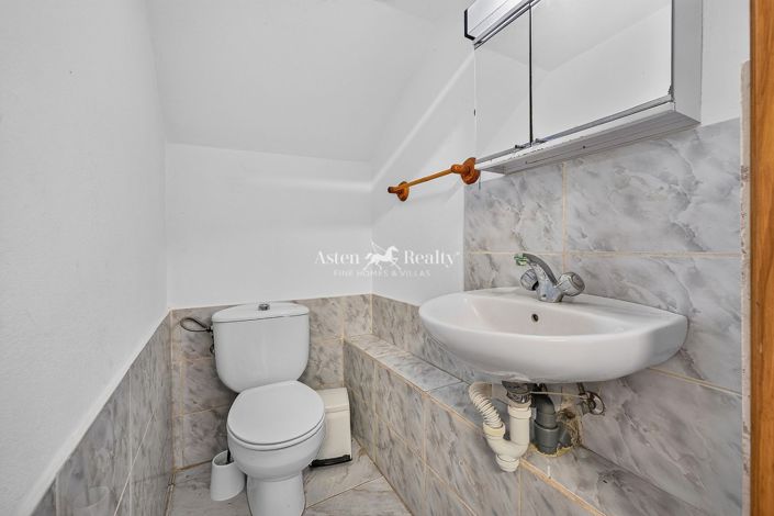 Image No.33-4 Bed House for sale