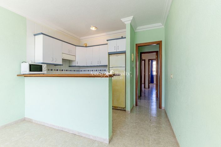 Image No.13-2 Bed Flat for sale