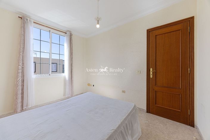 Image No.17-2 Bed Flat for sale
