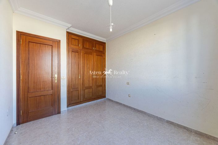 Image No.23-2 Bed Flat for sale
