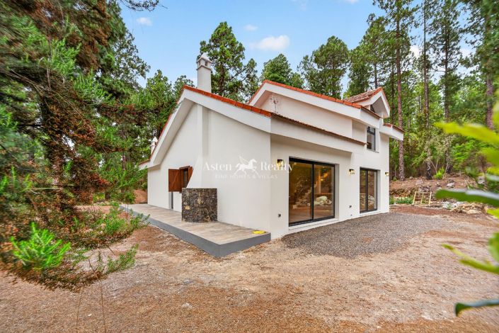 Image No.6-3 Bed Villa for sale
