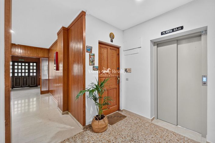 Image No.16-3 Bed Flat for sale