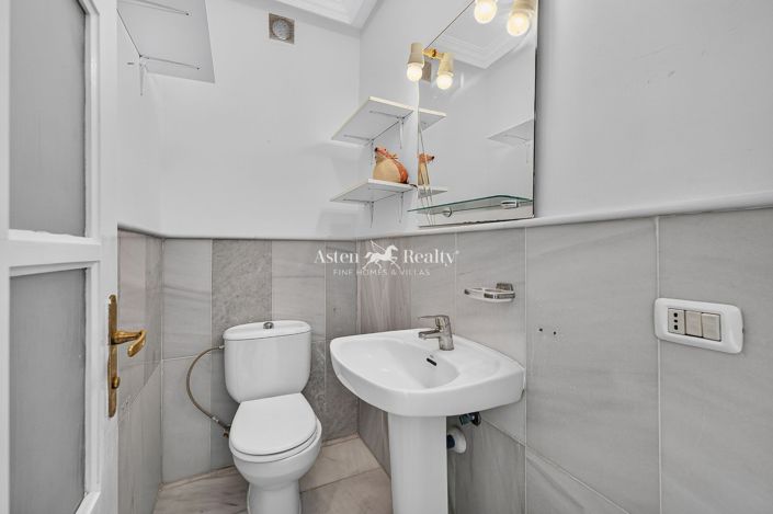 Image No.11-1 Bed Flat for sale
