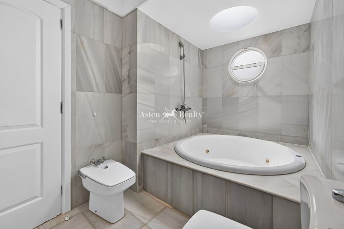 Image No.15-1 Bed Flat for sale