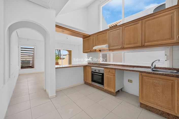 Image No.9-1 Bed Flat for sale