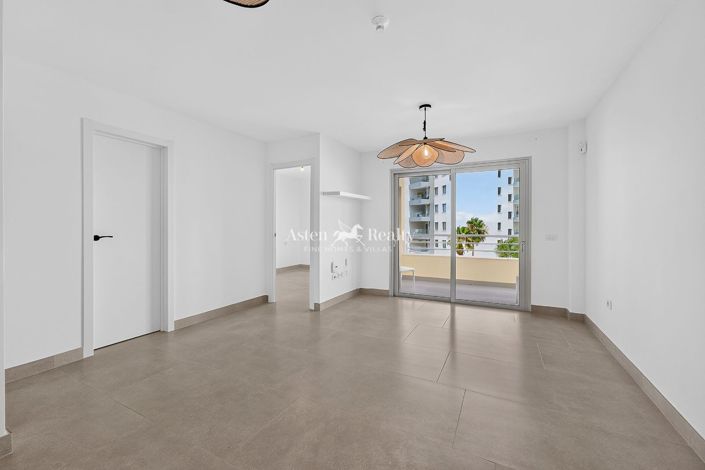 Image No.9-2 Bed Flat for sale