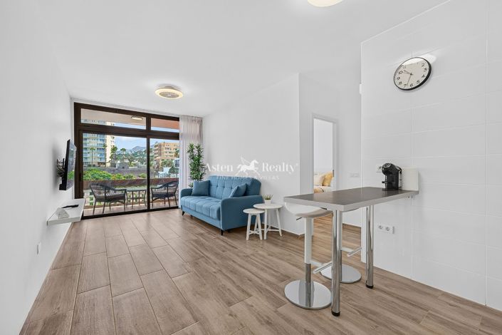 Image No.9-1 Bed Flat for sale