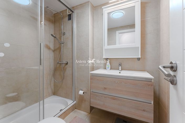 Image No.15-1 Bed Flat for sale