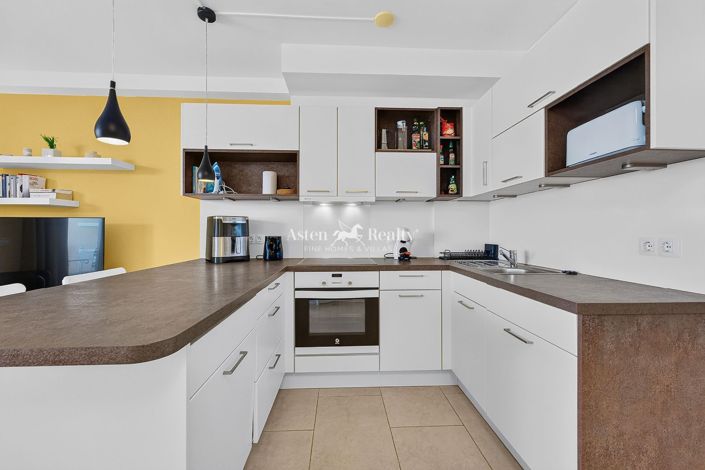 Image No.8-1 Bed Flat for sale