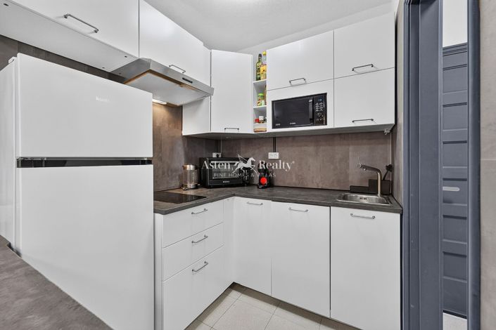 Image No.10-2 Bed Apartment for sale