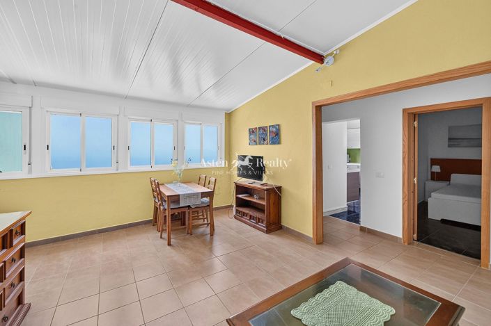 Image No.13-5 Bed House for sale