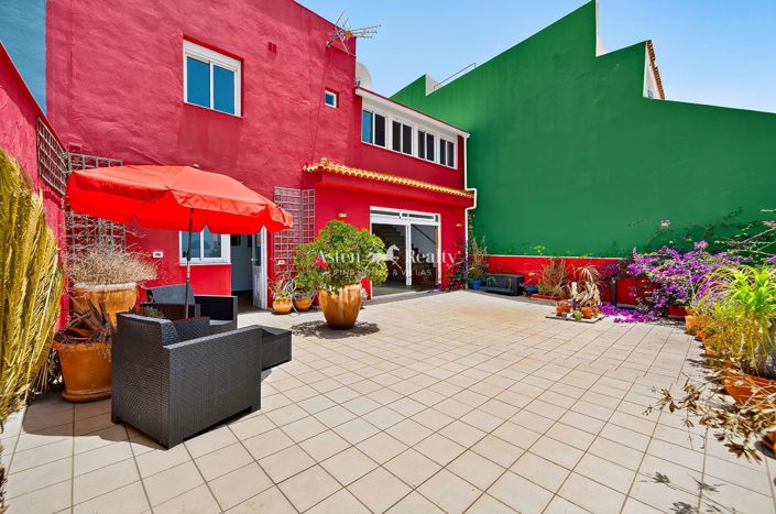 Image No.25-5 Bed House for sale