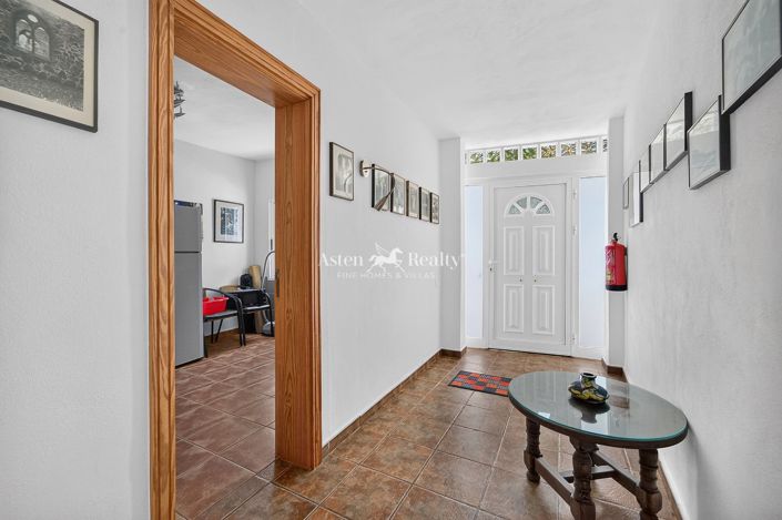 Image No.39-5 Bed House for sale