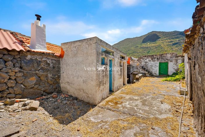 Image No.4-3 Bed House for sale