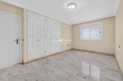 27872013