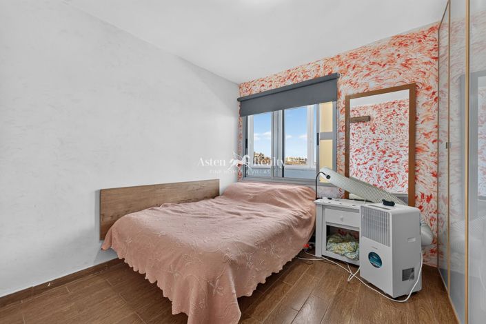 Image No.13-1 Bed Apartment for sale