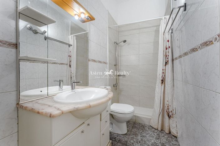Image No.8-Appartement de 2 chambres à vendre à Espagne