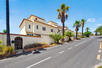 1 - Chayofa, House
