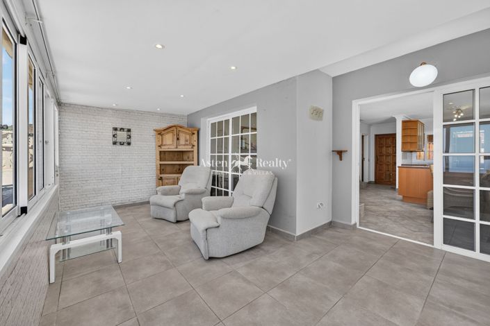 Image No.15-3 Bed House for sale