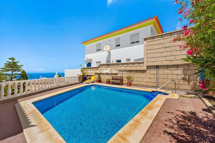 Image No.2-3 Bed House for sale