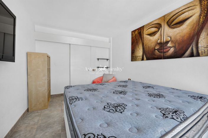 Image No.31-3 Bed House for sale