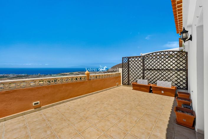 Image No.34-3 Bed House for sale