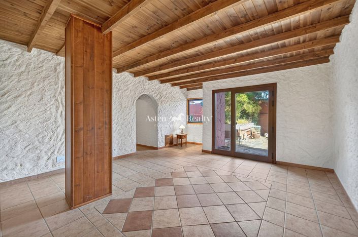 Image No.15-4 Bed Villa for sale