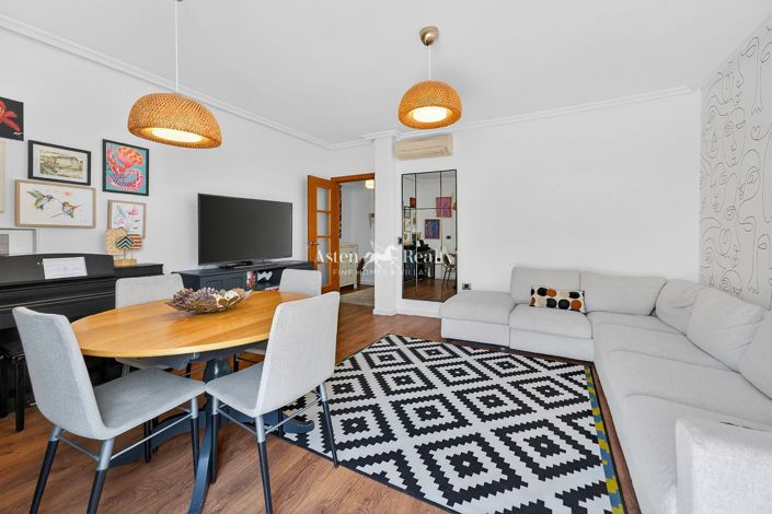 Image No.3-4 Bed House for sale