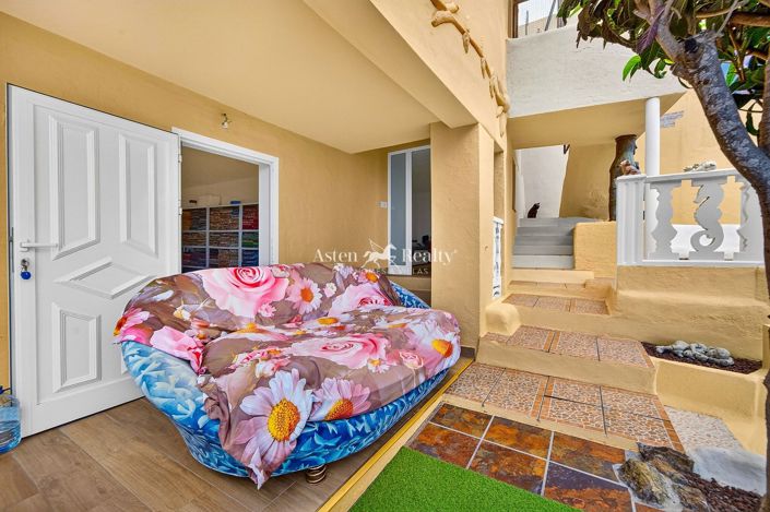 Image No.20-2 Bed House for sale