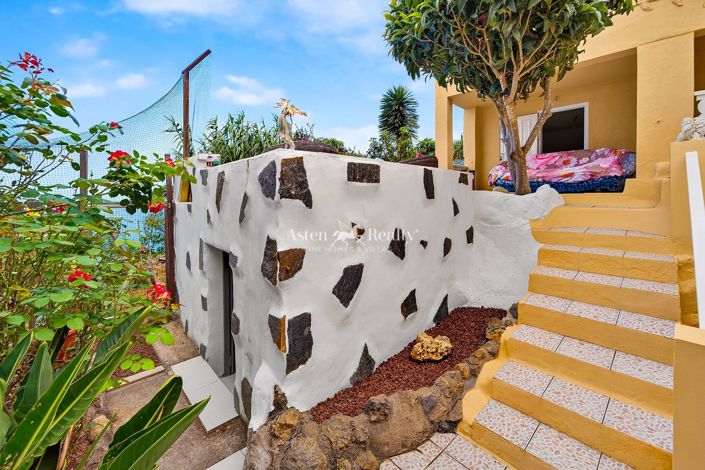Image No.27-2 Bed House for sale