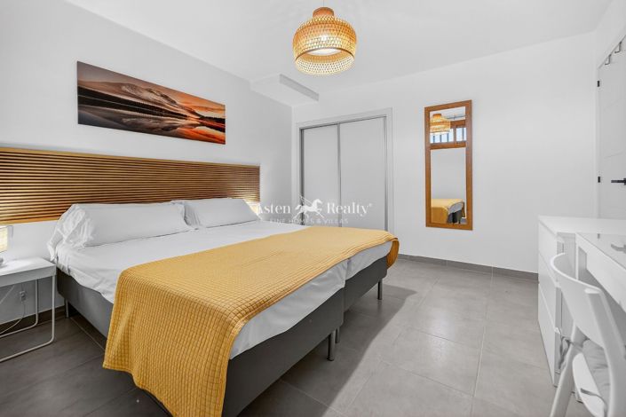 Image No.12-1 Bed Apartment for sale