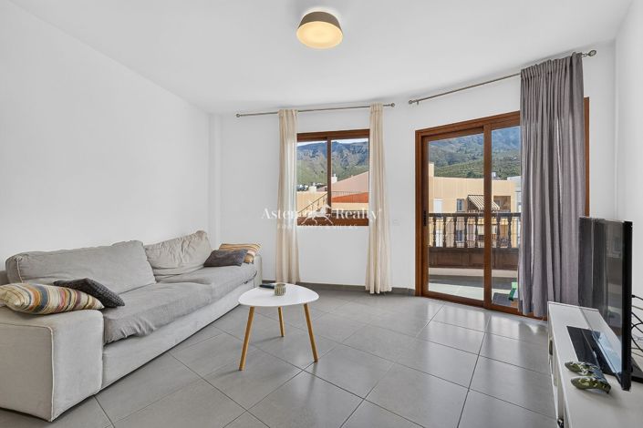 Image No.4-2 Bed Flat for sale