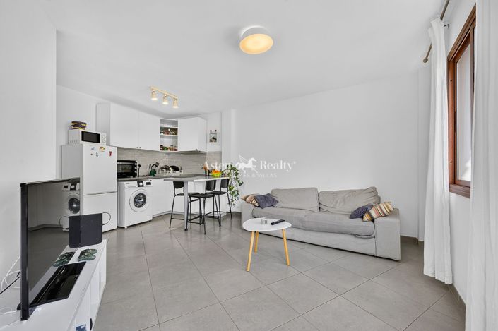 Image No.6-2 Bed Flat for sale