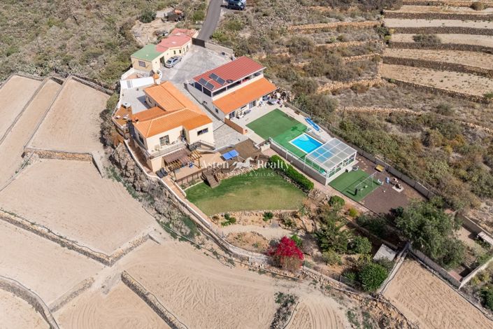 Image No.41-6 Bed Villa for sale